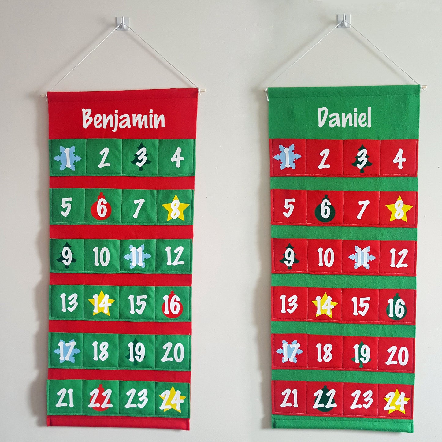 Personalised Felt Advent Calendar. Reusable Christmas countdown in red & green felt